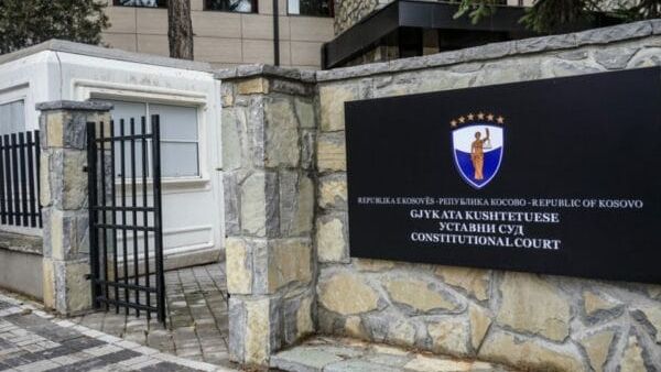 PDK-ja paralajmëron ankesë në Kushtetuese për mosdekretimin e anëtarëve në KQZ