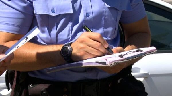 Policia shqiptoi 1981 gjoba trafiku gjatë 24 orëve të fundit