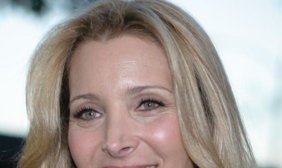 Lisa Kudrow nuk pranon të këndojë 'Smelly Cat' kur ia kërkojnë fansat