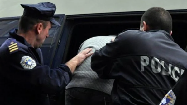 Policia e Kosovës arreston person të kërkuar nga INTERPOL-i për vjedhje të rëndë