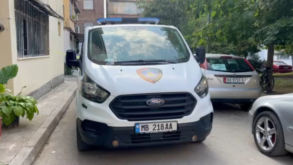 Dy efektivë të Shqiponjave pezullohen pas nxjerrjes së fotove të Ergys Agasit