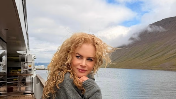 Nicole Kidman shfaqet me kaçurrela natyrale gjatë pushimeve në Islandë