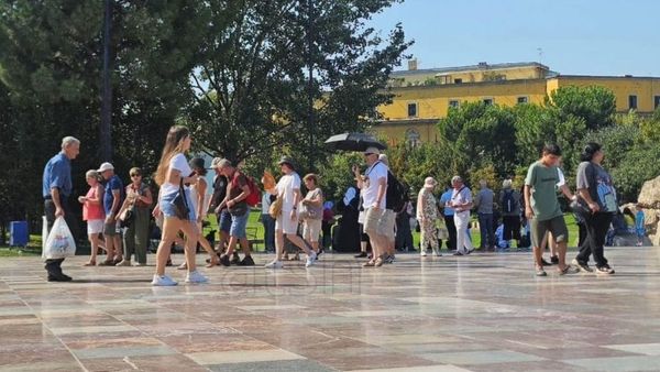 Mbi 7 milionë vizitorë të huaj hynë në Shqipëri për shtatë muaj
