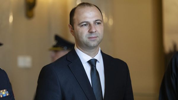 Misajlovski: Nga janari rriten pagat, Armata pajiset me helikopterë të rinj