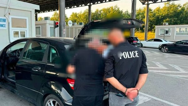 Arrestohet një kosovar në Merdare nën dyshimin për spiunazh