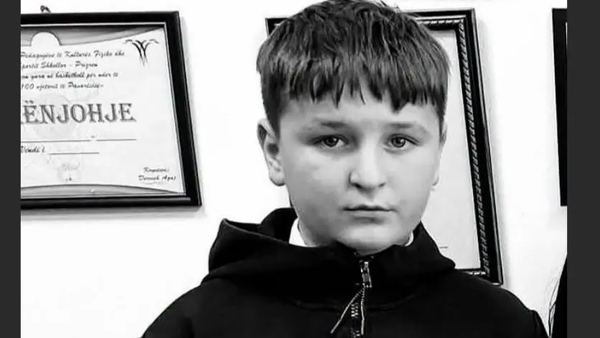 Shkolla „Emin Duraku“ në Prizren në zi pas vdekjes së nxënësit 14-vjeçar