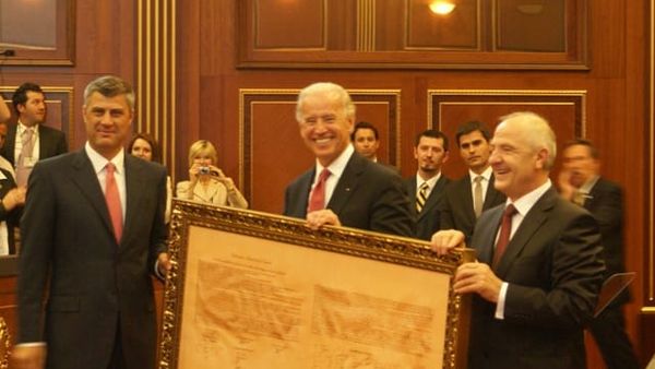 Hashim Thaci Joe Biden Fatmir Sejdiu with Declaration of Independence of Kosovo
