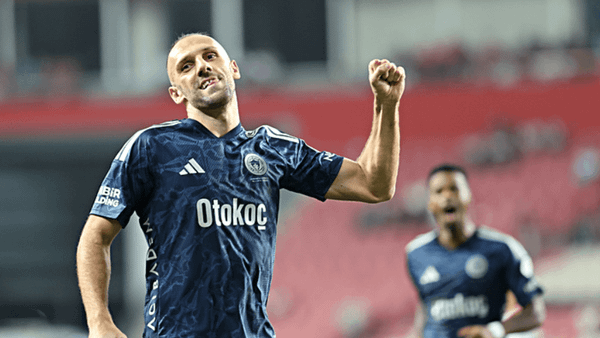 Vedat Muriqi shënon gol të tretë rresht për Fenerbahçen