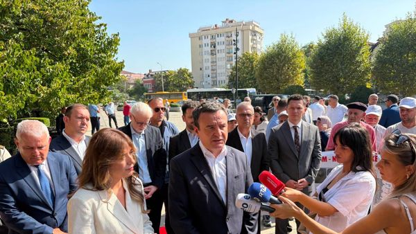 Kurti: S'mund të presim deri në vitin 2044 për arkivat e Serbisë