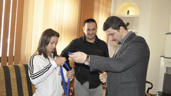 Memli Krasniqi meeting Majlinda Kelmendi
