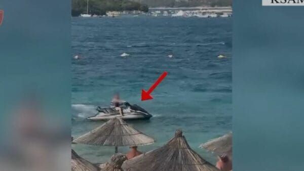 Ksamil: Hyn me Jet Ski te zona e pushuesve, gjobitet 500 mijë lekë