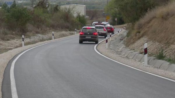 Pritje deri në një orë në Tabanocë dhe Bogorodicë