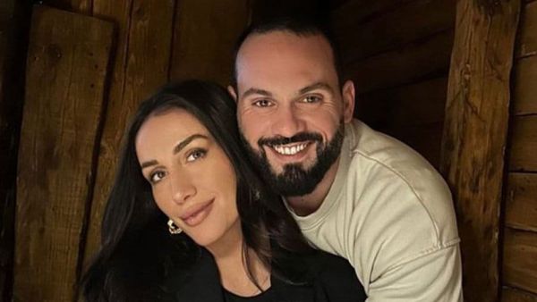 Ledian Agalliaj publikon foto misterioze në breg të detit