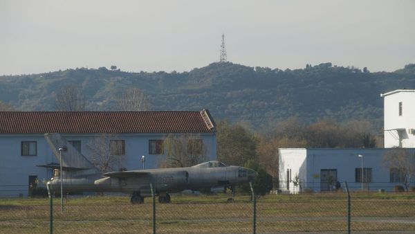 Ministria e Mbrojtjes: Procedura e avionëve zjarrfikës u zhvillua sipas ligjit