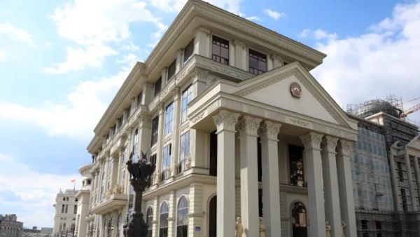 MPJTJ publikon numrat e emergjencës për shtetasit në Greqi