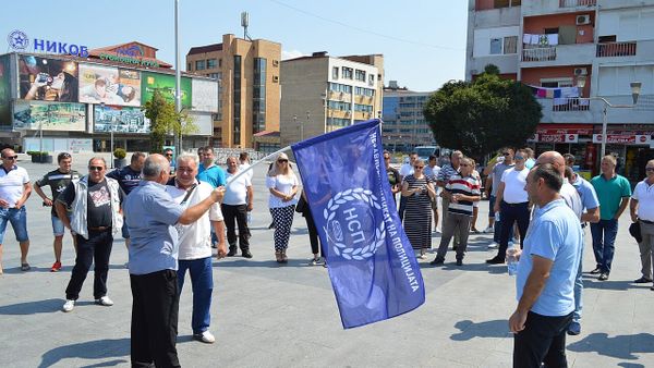 Policia identifikon tre dyshuar për sulm në Gostivar