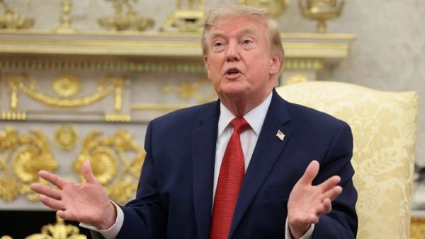 Donald Trump përsërit idenë për ta shpallur Ngushticën e Hormuzit territor amerikan