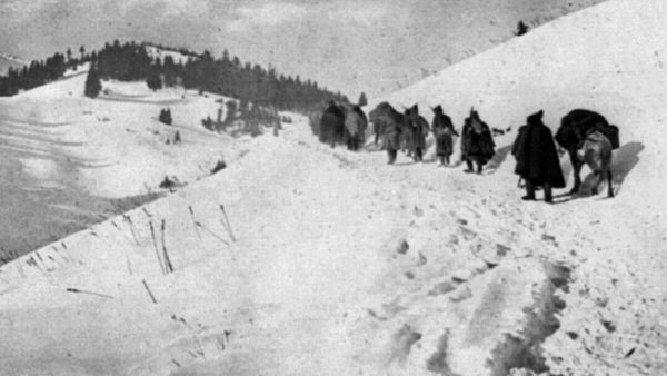 Serbian retreat through Albanian mountains, 1915