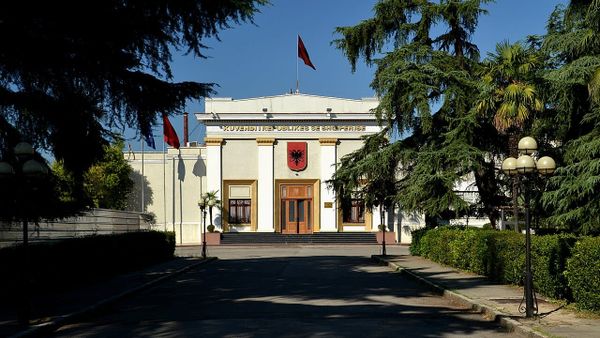 Xhixho: Shqipëria shpenzon 330 euro për banor — 5 herë më pak se rajoni