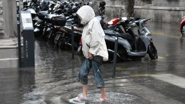 Stuhitë në Itali, alarm i verdhë në 12 rajone dhe rrezik për përmbytje