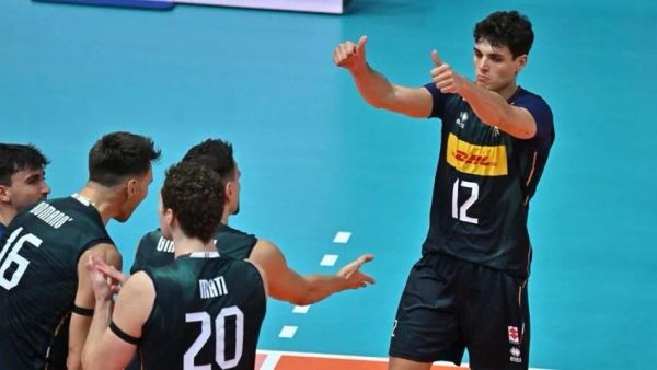 Italia mposht Sllovakinë dhe siguron kualifikimin në 1/8 e finales