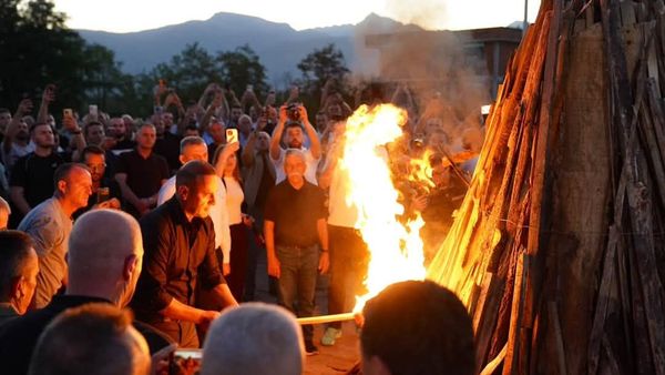 Zjarri i Lirisë ndizet në Gllogjan, Dukagjini transmeton mbështetje për çlirimtarët në …