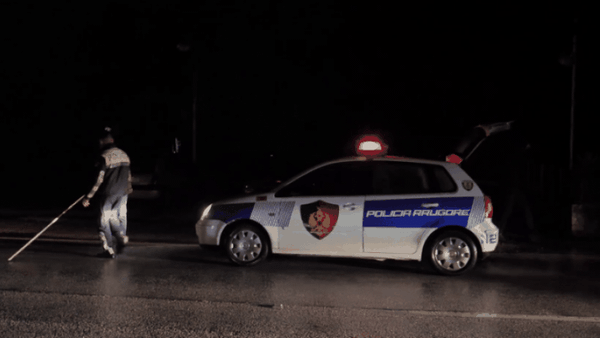 Aksident në aksin Gramsh–Cërrik, motor godet këmbësore dhe largohet