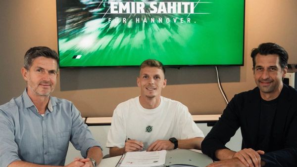 Emir Sahiti transferohet te Hannover 96 nga Hamburger SV