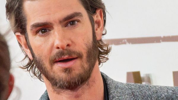 Filmi i ri i Andrew Garfield përfshihet në konfuzion marketingu