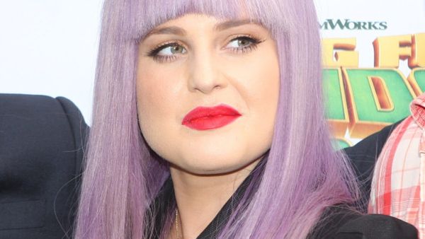 Kelly Osbourne dhe Frankie Bridge tërheqin vëmendjen në Javën e Modës në Londër