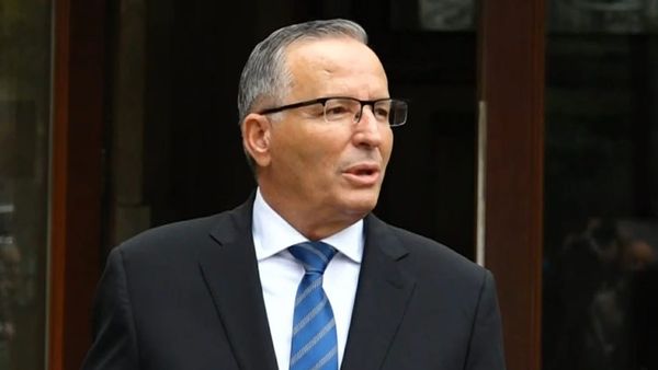 Hamza takon Kurtin, Abdixhikun dhe Gjinin pas vendimit të Hagës