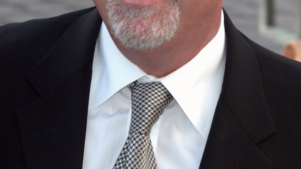 Billy Joel flet për operacionin në tru pas problemeve me ekuilibrin
