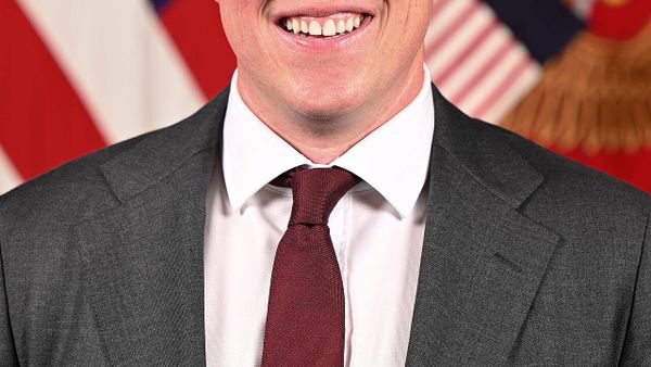 Dorëhiqet sekretari i Ushtrisë amerikane Dan Driscoll