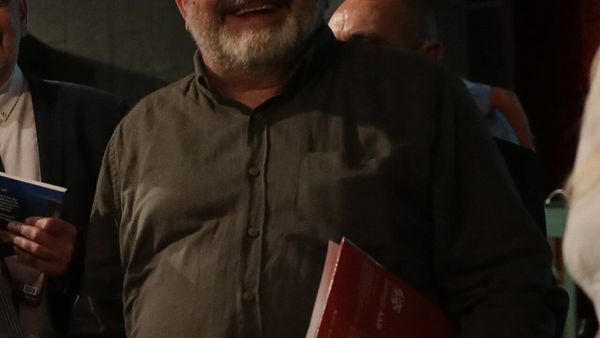 Mbrëmje përkujtimore në Teatrin Kombëtar të Kosovës për Enver Petrovcin