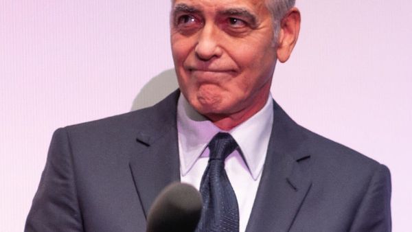 George Clooney merr Luanin e Artë për arritje jetësore në Festivalin e Venecias