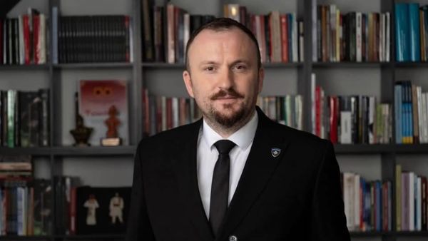 Vigan Berisha merr Ekzekuaturën, bëhet Konsulli i parë i Përgjithshëm në Cyrih