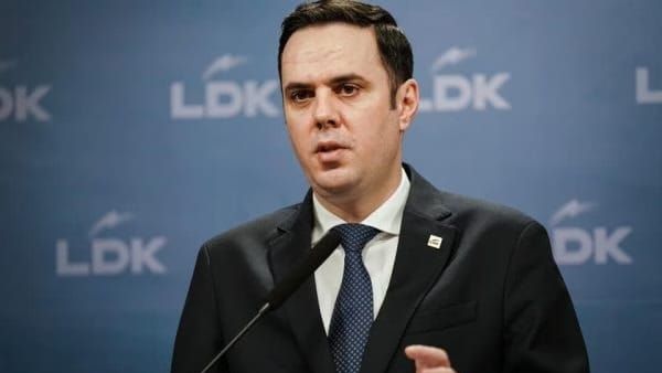 Abdixhiku: Identifikimi i tri viktimave në Zubin Potok, hap kyç për drejtësi