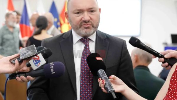 Ambasadori austriak vlerëson arritjet e Maqedonisë së Veriut në Planin e Rritjes