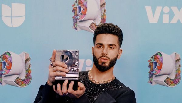 Artisti MIRUD triumfon në “Premios Juventud”