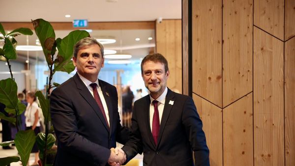 Hoxha: Marrëdhënie e shëndetshme me Malin e Zi, gjithçka qetë