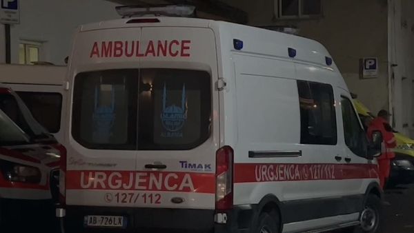 Humb jetën 21-vjeçari nga përplasja e motomjetit me shtyllën në Cërrik