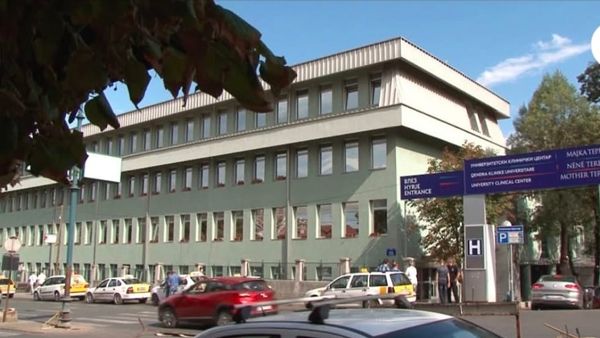 Arrestuar 42-vjeçari pasi krahu portofolin dhe sulmoi punonjëse në Klinikën Nënë Tereza