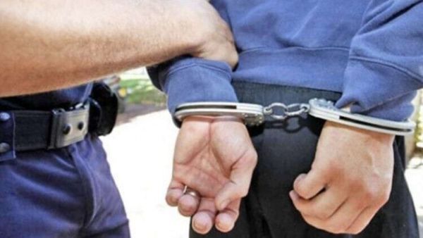Arrestohet shoferi i sekretarit të Qeverisë për ryshfet