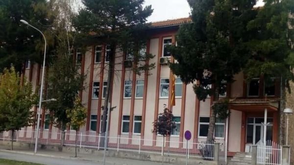 Kallëzim ndaj gruas 73-vjeçare në Kërçovë pas sulmit ndaj fëmijëve