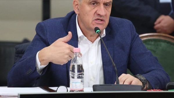 Reflektimet e Ilir Beqajt mbi informatikën dhe inteligjencën artificiale
