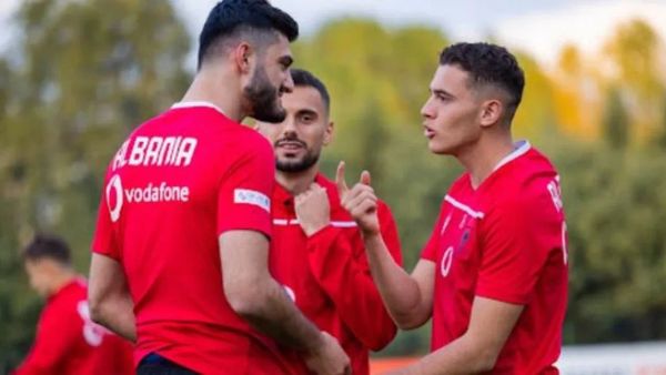 Broja në udhëkryq, PAOK-u i mbyll derën, Al Jazira hap pistë të re