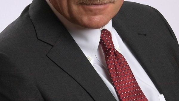 Foto: Wikimedia Commons / Dmitry Peskov portrait (cropped).jpg