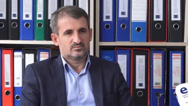 Miftaraj kritikon Deharin për seancën e Kuvendit më 9 shtator