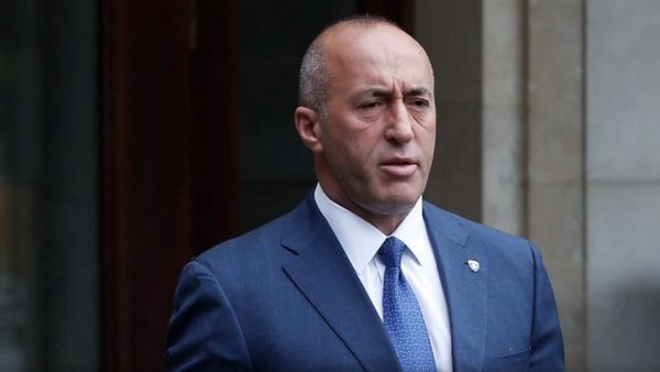 Haradinaj përkujton Ahmet Krasniqin në përvjetorin e vrasjes