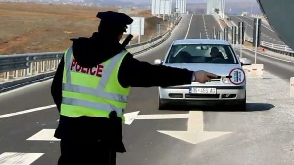 Bilanci ditor i policisë: Dhjetëra aksidente dhe mijëra gjoba